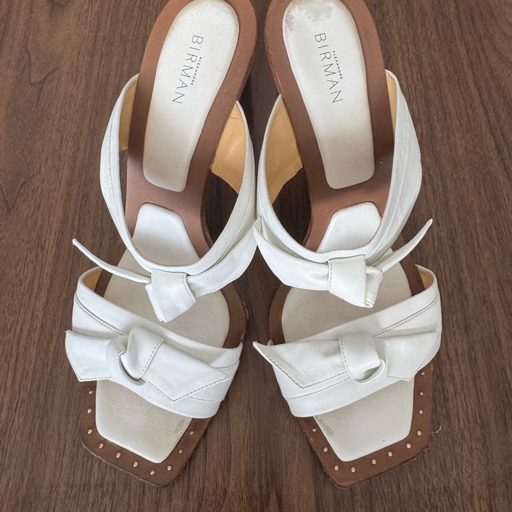 Alexandre Birman White Knotted Heels